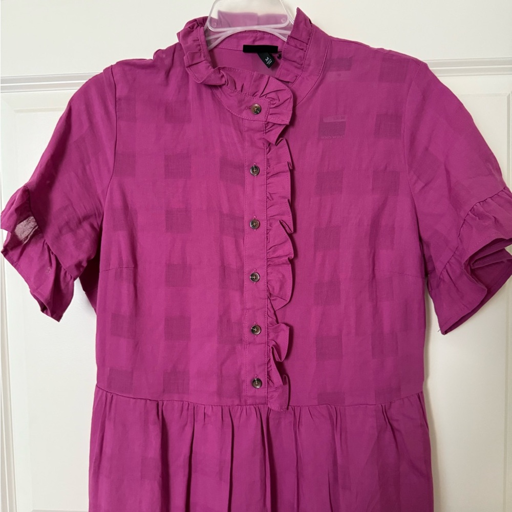 Elegant Deep
Pink Ruffle Dress - Picture 2 of 3